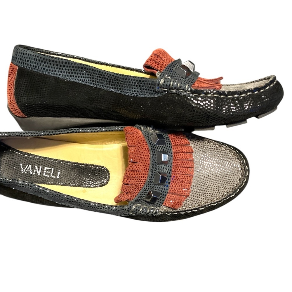 Van Eli black burgundy and gray suede studded driving moccasins size 6